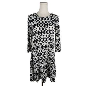 Lulu-B Dress Size Small Black & White Geometric Catalina Fabric Stretch Resort